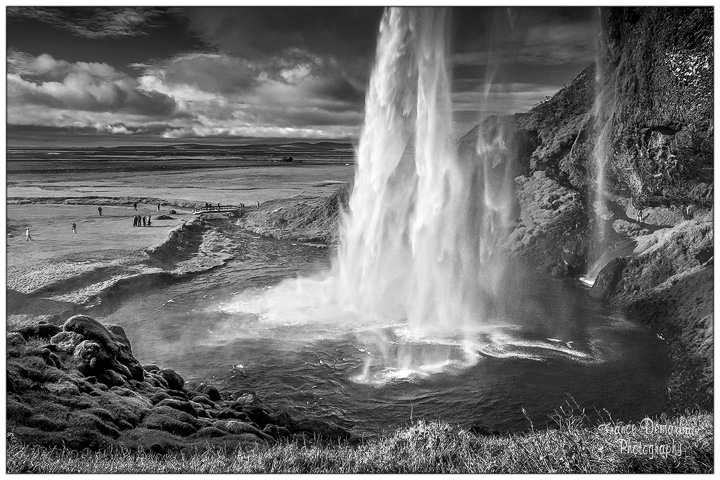 Cascade Seljalandsfoss