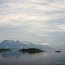 Les Sept Soeurs vue du ferry entre Forvik et Tjotta