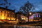 Place Chateaubriand &agrave; Saint Malo intra-muros &agrave; l'heure bleue