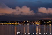 Dinard vu depuis les remparts de Saint-Malo &agrave; la tomb&eacute;e de la nuit.