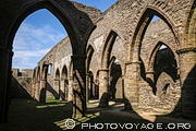 L'abbaye Saint-Mathieu de Fine-Terre &eacute;tait une abbaye bretonne dont les 
ruines sont situ&eacute;es au pied du phare de la pointe Saint-Mathieu dans le 
Finist&egrave;re.