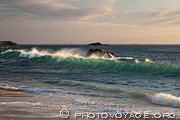 Vagues d&eacute;ferlant sur la C&ocirc;te Sauvage de Quiberon