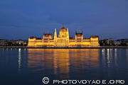 le Parlement de style néogothique est le plus célèbre bâtiment 
de Budapest