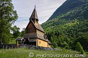 Vue ext&eacute;rieure de la stavkirke de Urnes