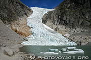 Lac glaciaire du Briksdalsbreen