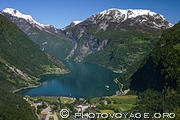 Point de vue de Flydalsjuvet sur Geiranger