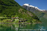 Croisi&egrave;re dans le Geirangerfjord