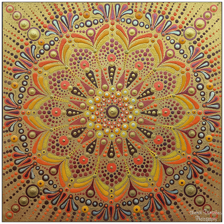 DOT MANDALA 39 - toile cartonn&eacute;e 25x25cm