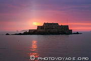 Coucher de soleil sur le Fort National de Saint Malo