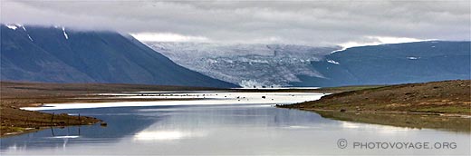 Hvitarvatn et la langue glaciaire du Langjokull