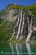Cascade des 7 soeurs dans le Geirangerfjord